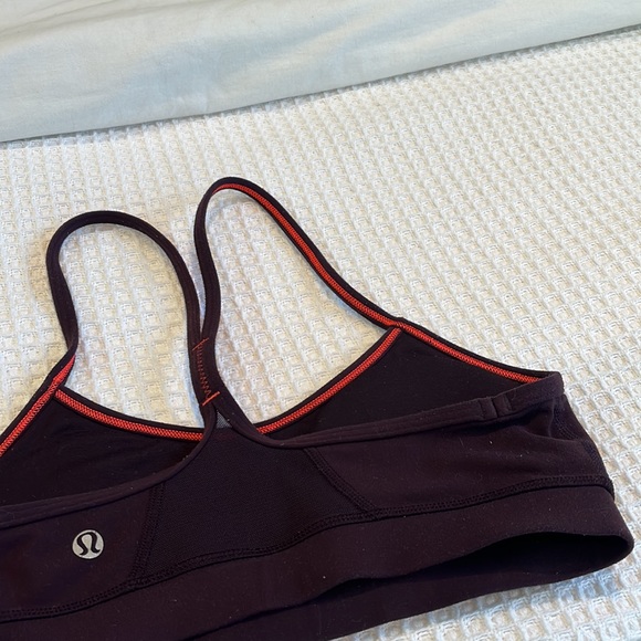 LULULEMON SIZE 4 BURGANDY FLOW Y BRA - Picture 5 of 6